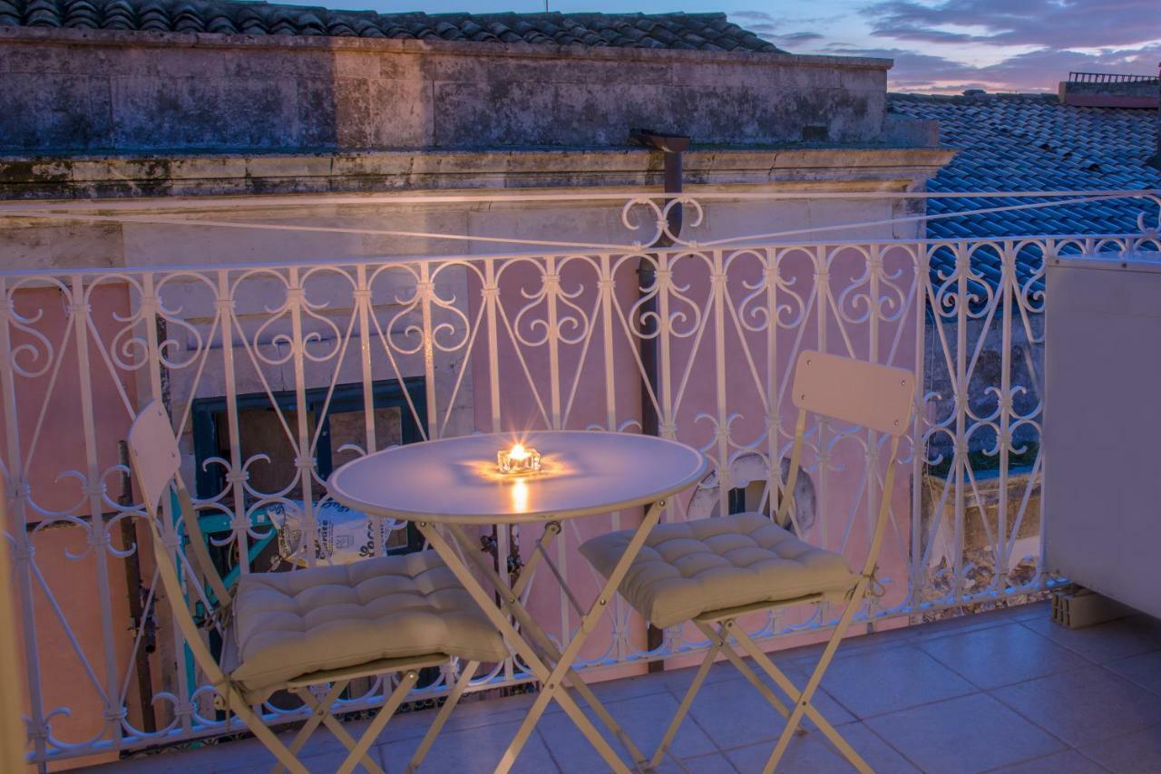 La Boheme Di Ortigia Luxury - Ortigia Holidays Szirakúza Kültér fotó